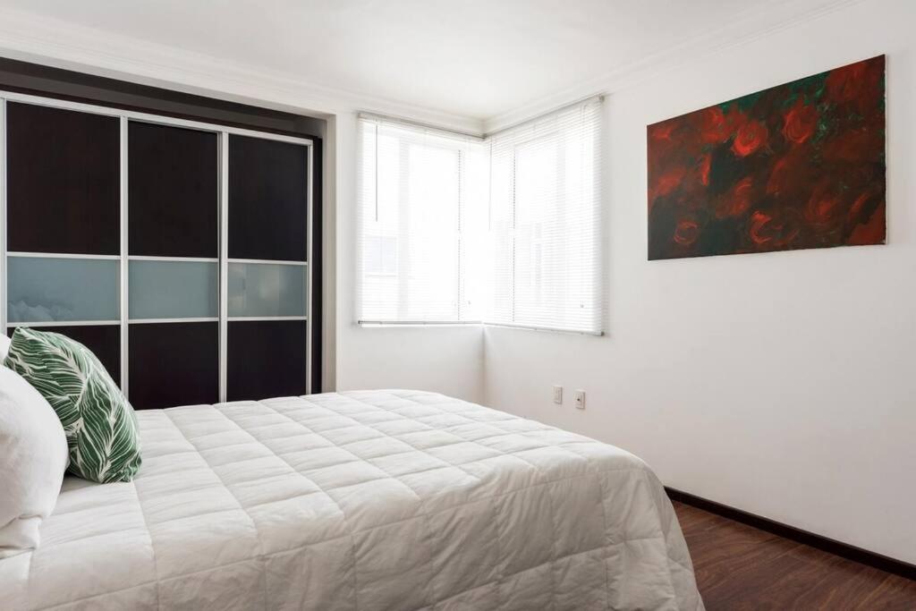 Condesa Residence 7 Stylish 2 Bedroom, 1 Bathroom Residence Accentuating Expansive Interiors Мехико Экстерьер фото